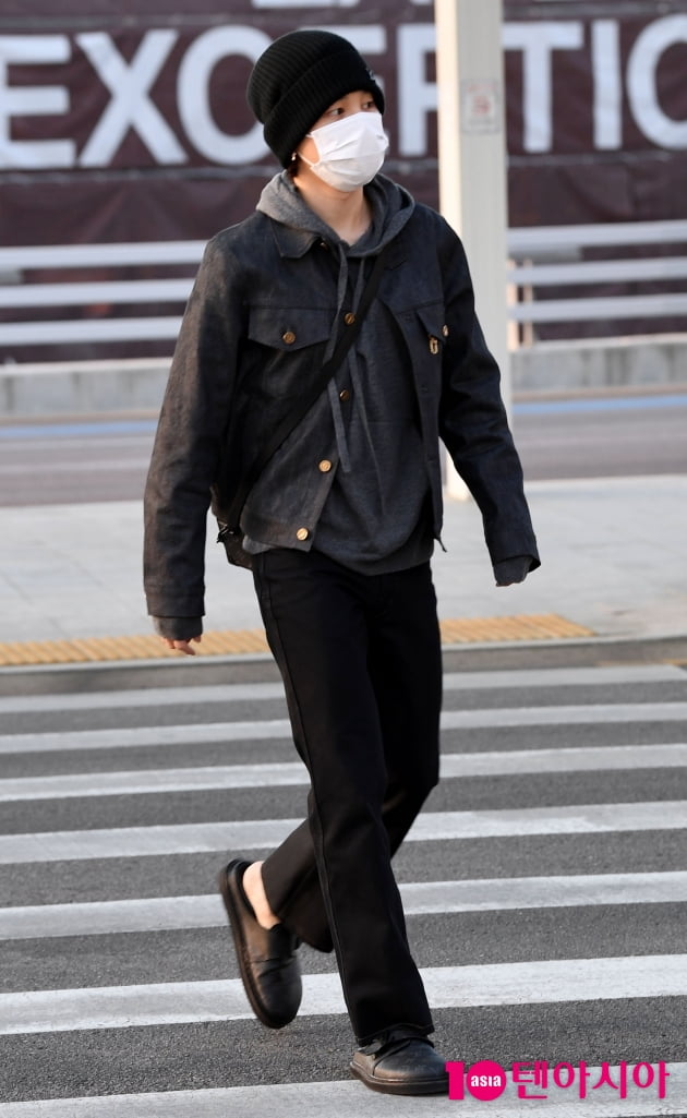 [TEN 포토] 방탄소년단 지민 '시크한 올블랙'