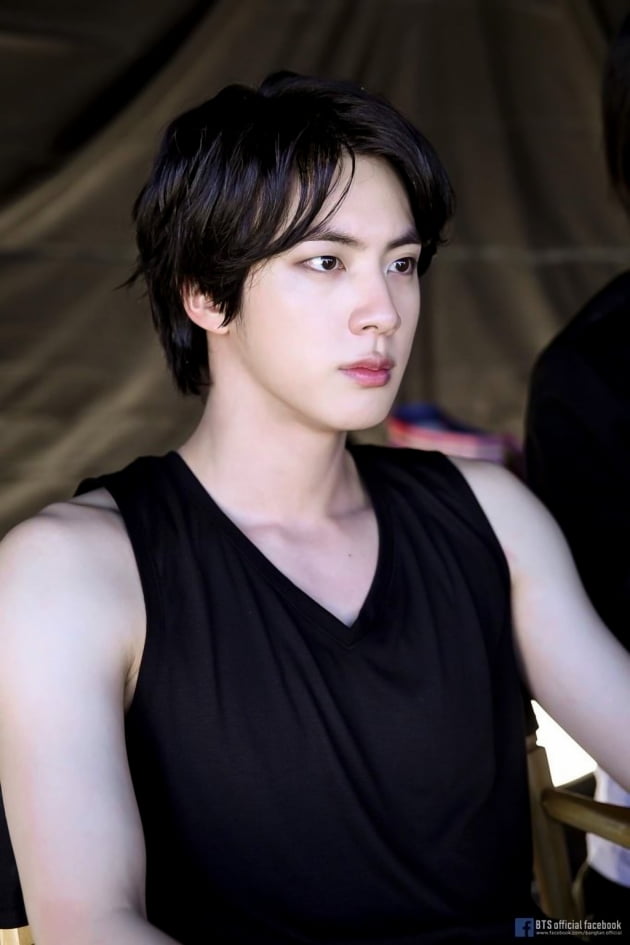 방탄소년단 진 영상, 하루도 안돼 입소문 타고 전세계 장악... 외신 집중조명