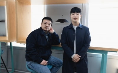 [TEN인터뷰] "스태프 펑펑 울었다"…탁재영 작가X연상호 감독, '돼지의 왕' 달라질 전개 예고