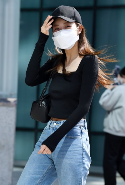 [TEN 포토] 이미주 '애교 눈웃음'