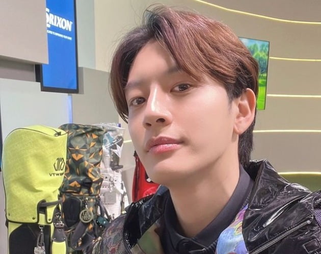세븐, '7년째 연애 중' ♥이다해와 골프 치러 갔나…"난 누구, 여긴 어디"[TEN★]