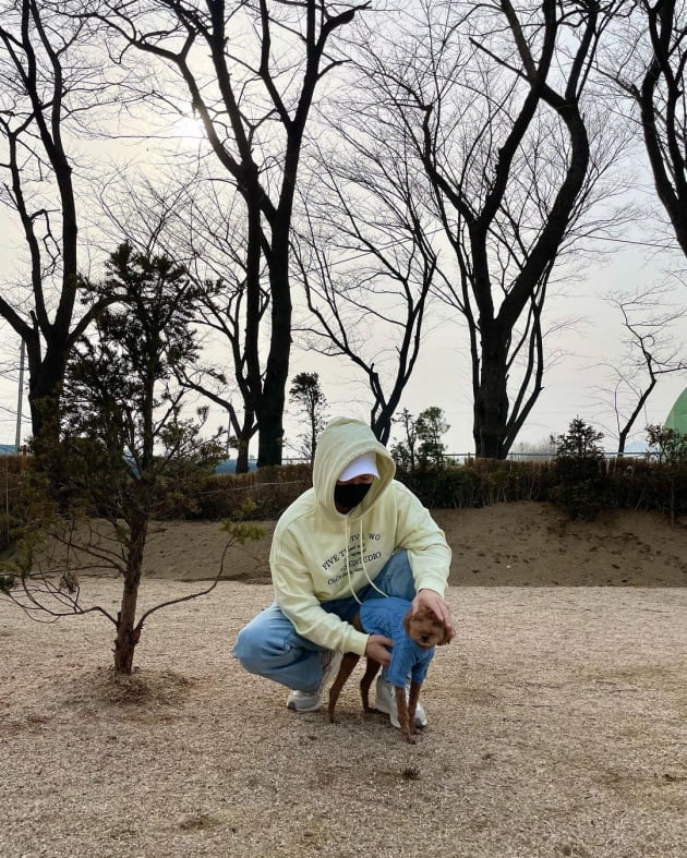 "자기 만지라고 질투했어요"…'전진♥' 류이서, 카페 야외석에서 알콩달콩 패밀리 [TEN★]