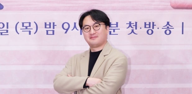 '퀸덤2' CP "첫방 전부터 화제성 1위 감사…브브걸→효린, '글로벌 퀸' 되길"