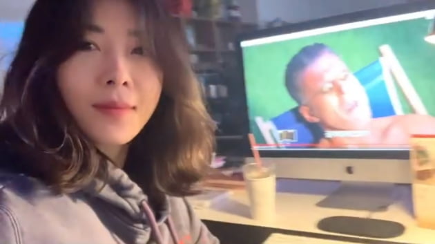 하지원, 오랜만에 인사드려요...가만히 있어도 미모가 반짝[TEN★]