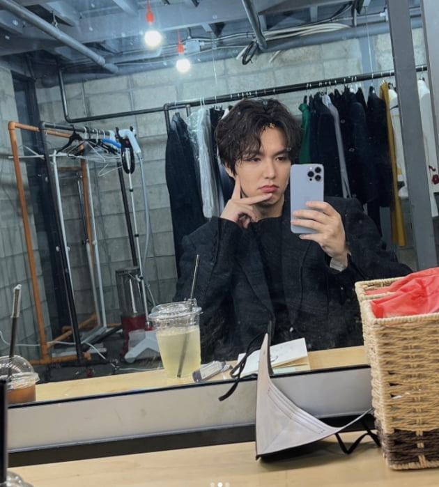 이민호, 머리핀 꽂았더니 이런 매력이 있네 [TEN★]
