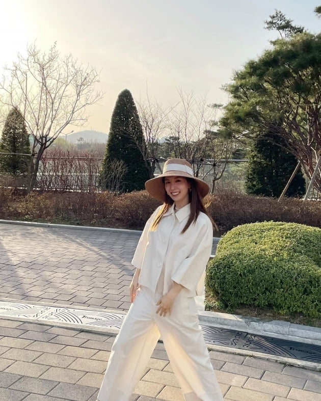 '오뚜기3세' 함연지, 인스타 광고로 재벌집 살림에 보태네 '화사+러블리' [TEN★]