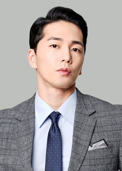 [공식] 이현진, '황금 가면' 주인공 캐스팅…차예련과 호흡