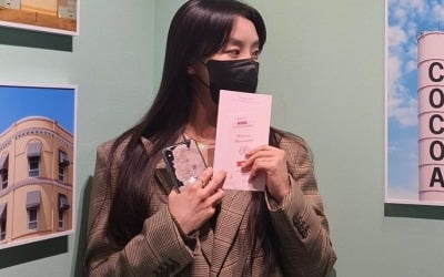'강타♥' 정유미,"영화보다 책보다" 가까운 그를 만나기 위한 성수동行 [TEN★]