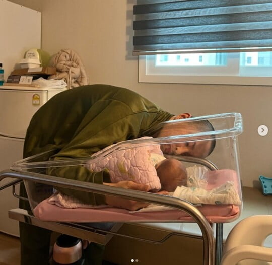 (사진=자이언트 핑크 SNS)