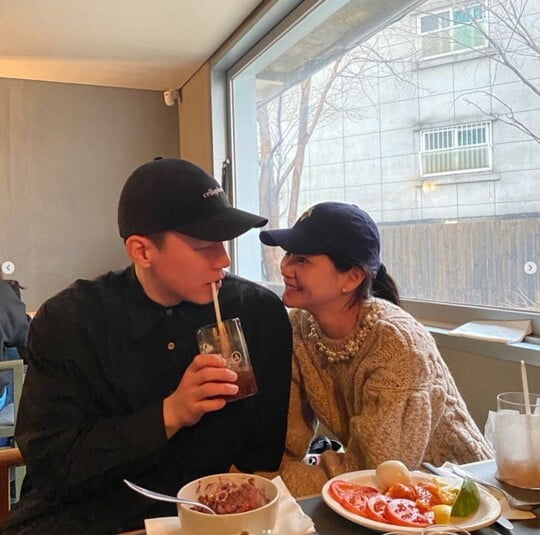 (사진=윤승아 SNS)