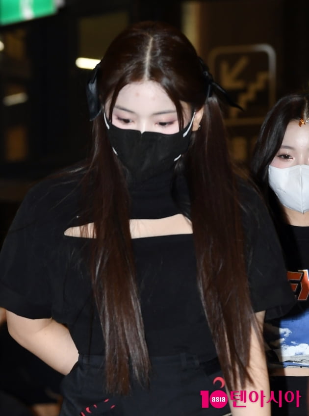 [TEN 포토] 엔믹스 지우 '빠져드는 이목구비'