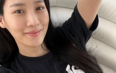 '재미교포♥' 수현, 3살 애기 엄마의 민낯…도자기 피부+청초 매력 [TEN★]