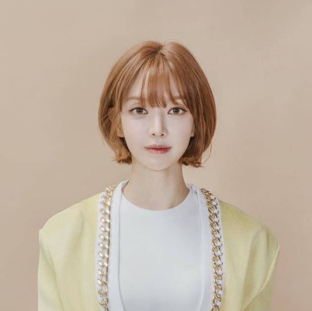 초아, 감탄사 나오는 증명사진 눈길...美친 미모[TEN★]