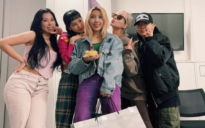 '라치카' 가비, 시미즈 생일선물로 명품 B사 가방? [TEN★]