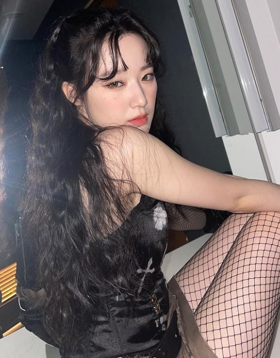 (여자)아이들 슈화 인스타그램