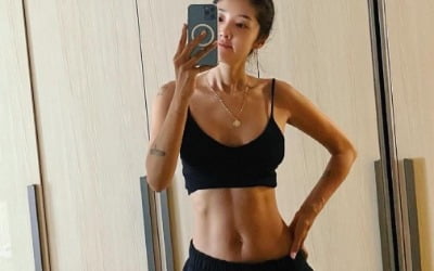 '23kg 감량' 김빈우, "54kg 유지가 목표" 복근 지키기 위한 몸부림 [TEN★]