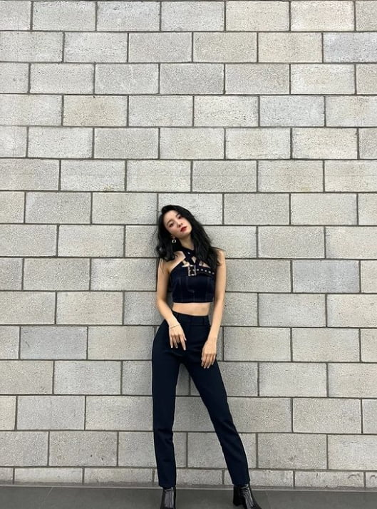 "독을 달게 삼켜내지"…'황금비율' 오마이걸 유빈, 의미심장한 한마디 [TEN★]