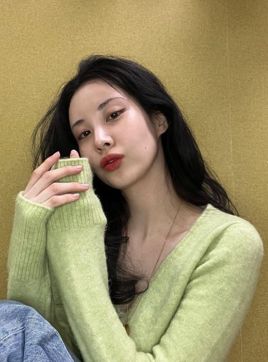 서현, 섹시美 살살 풍기는 소시 막내…화장을 어떻게 한거지 [TEN★]