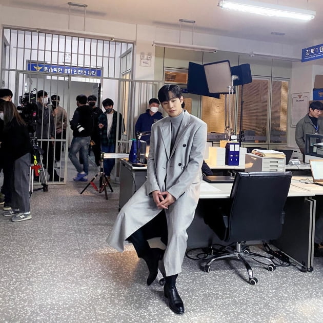 /사진=안효섭 인스타그램