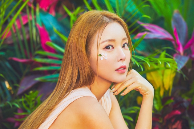홍진영 /사진제공=아이엠에이치엔터테인먼트