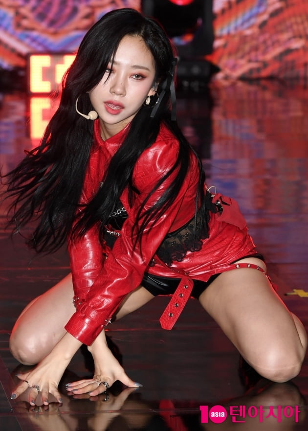 [TEN 포토] 퍼플키스 도시 '유혹의 눈빛'