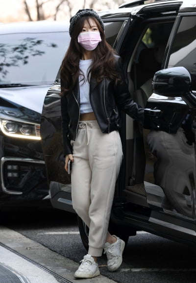 [TEN 포토] 오마이걸 아린 '트레이닝복으로 시선강탈'