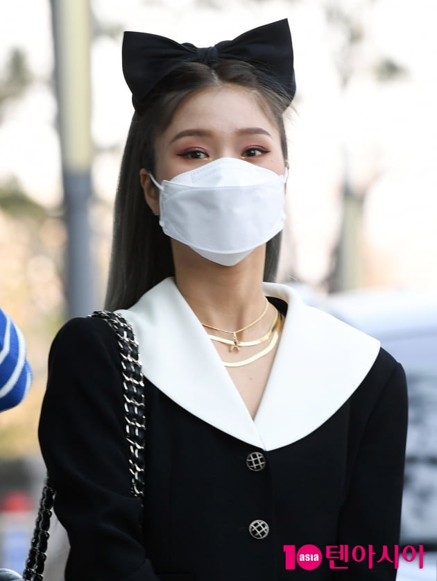 [TEN 포토] 오마이걸 미미 '대형리본이 포인트'