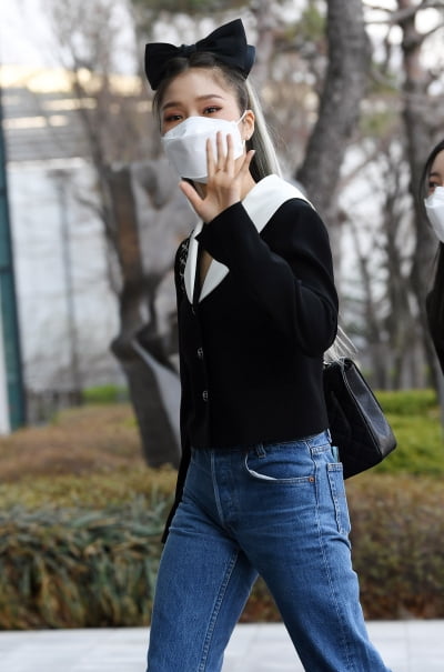 [TEN 포토] 오마이걸 미미 '내추럴한 출근길'