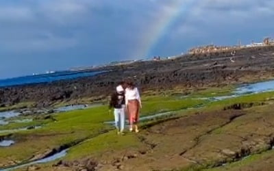 '임창정♥' 서하얀, 그림 같은 환상적 인생 "결혼 3년 차 제주살이, 선물 같던 무지개" [TEN★]