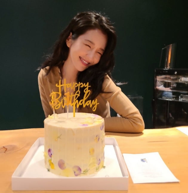 [TEN피플] 서예지, 1년 전 생일→가스라이팅 논란…달라진 온도차 '애증의 4월'