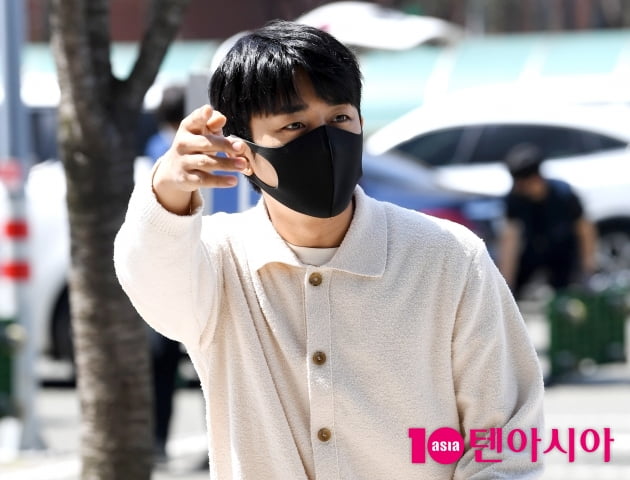 [TEN 포토] 손호준 '저기로....'