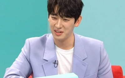 [종합] 윤박, 10년 여친 두고 바람핀 女와 결혼 "스트레스로 탈모" ('전참시')