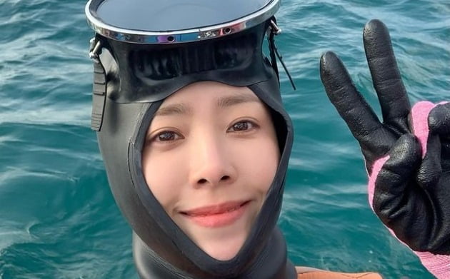 한지민, 제주도 가면 이렇게 귀여운 해녀 있나요?[TEN★]