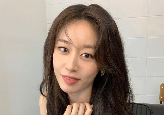 티아라 지연, 결혼 앞두더니 예뻐지네…황재균은 경기 앞두고 '팔불출'[TEN★]