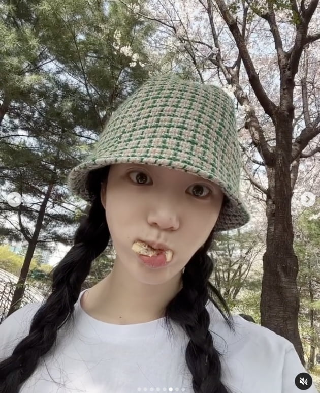 이유비, 샴페인까지 챙긴 피크닉…혹시 데이트? [TEN★]