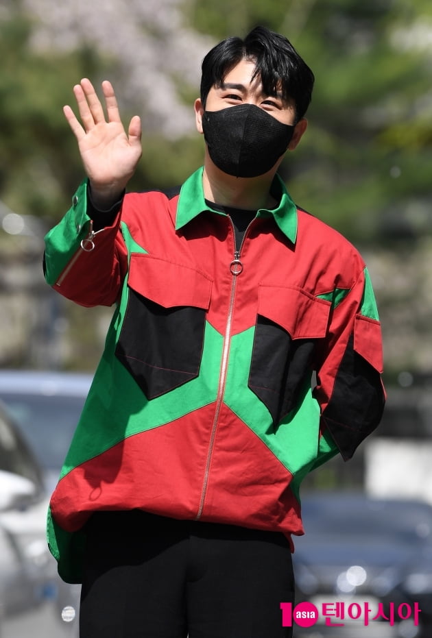 [TEN 포토] 영탁 '남신의 멋진 인사'
