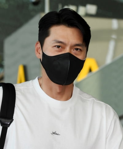 [TEN 포토] 현빈 '손예진이 반한 짙은 이목구비'