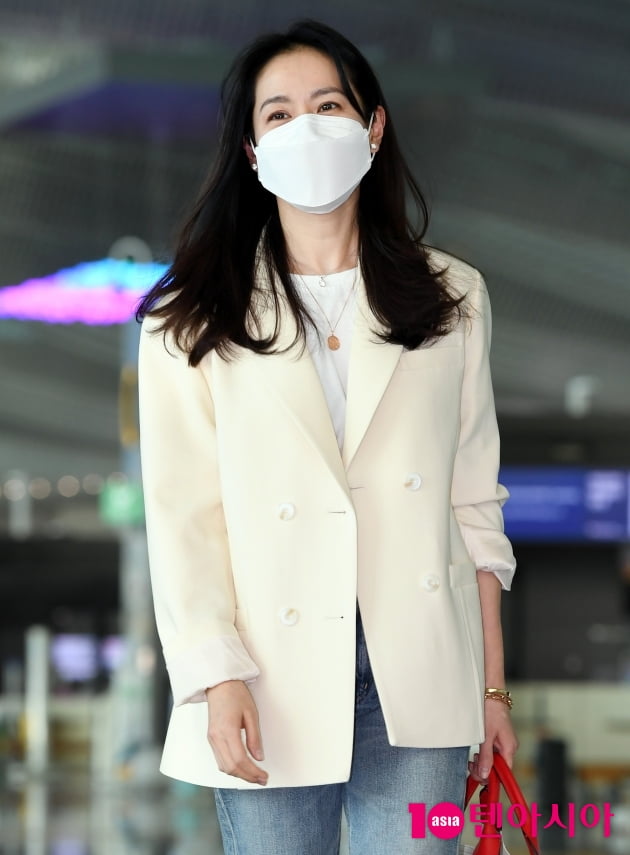 [TEN 포토] 손예진 '즐거운 신혼여행을 기대하며'