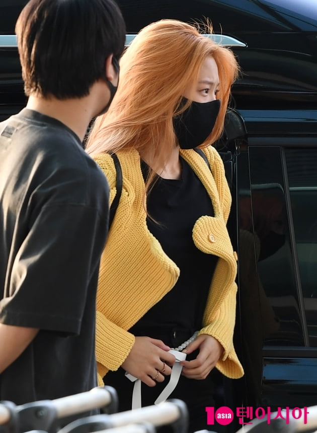 [TEN 포토] 블랙핑크 제니 '강렬한 오렌지 헤어'