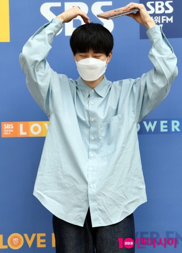 [TEN 포토] 엑소 수호 '감성 한스푼 더한 하트'