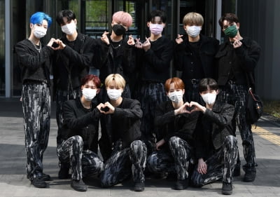 [TEN 포토] 나인아이 '많은 사랑이 필요합니다'