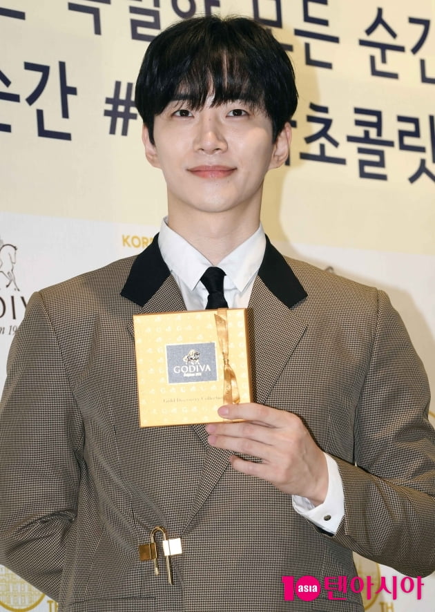 [TEN 포토] 이준호 '훈내 진동하는 외모'
