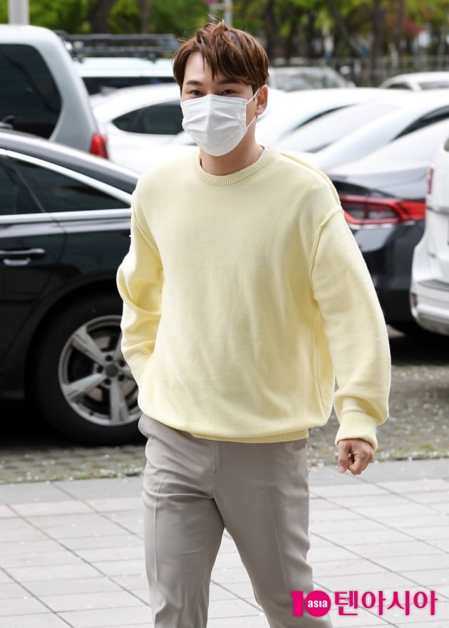 [TEN 포토] 박서진 '매력적인 눈빛'