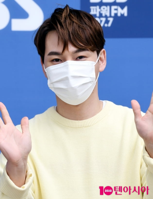 [TEN 포토] 박서진 '우수에 젖은 눈망울'