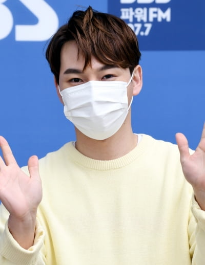 [TEN 포토] 박서진 '우수에 젖은 눈망울'