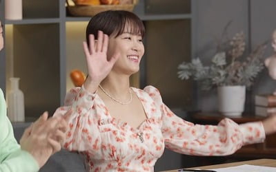 김지민 "♥김준호와 함께 맛집 찾아다녀"…대놓고 티내는 공개 열애 ('오픈런')