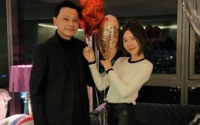 신주아, 언박싱할 명품 쇼핑백만 수십개…♥태국재벌 남편의 '깜짝 파티'[TEN★]