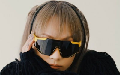 CL, 美 코첼라 날아다녔다…강렬한 라이브+2NE1 완전체 감동