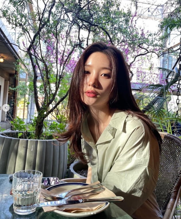 정채연, 일상이 러블리...조명에 더해진 이쁨[TEN★]