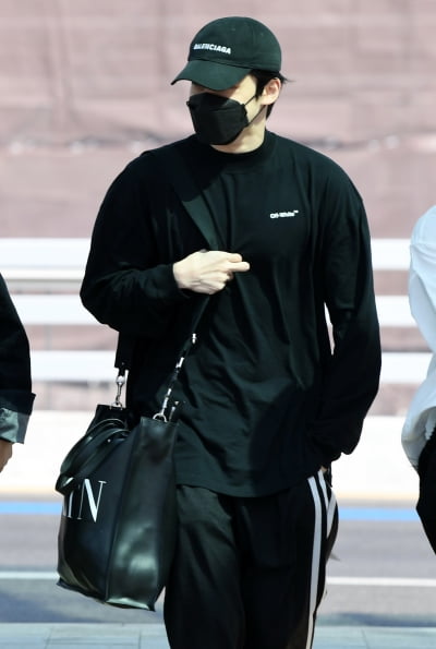 [TEN 포토] 에이티즈 윤호 '시크함 뚝뚝'